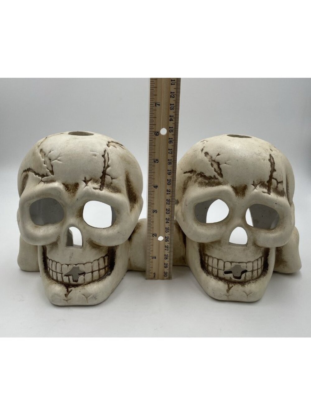 Vintage Skull & Crossbones Candle Holder Spooky Hollow Halloween Pirate Decor - Picture 7 of 10